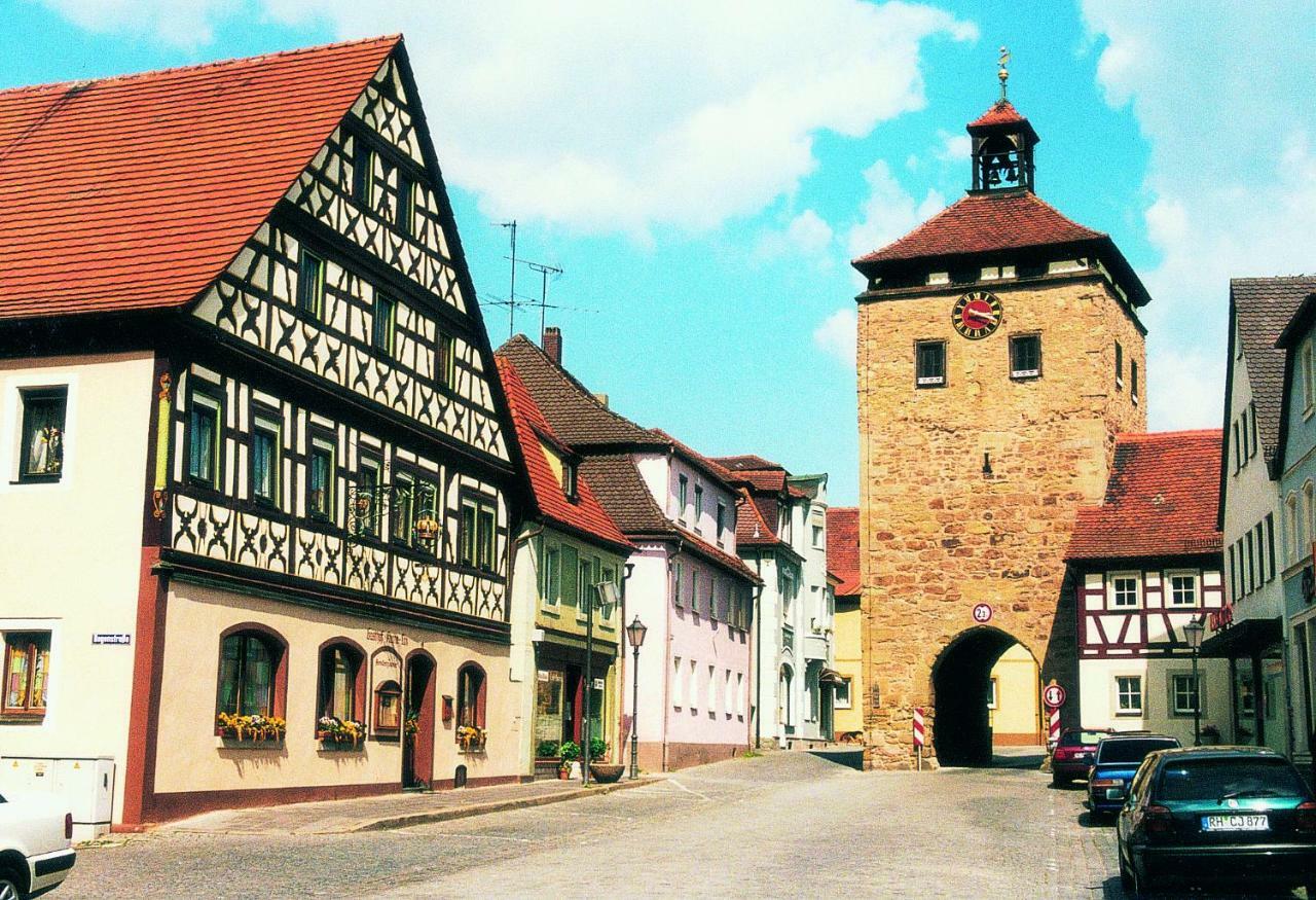Hotel-Gasthof Krone-Lax Scheinfeld Екстериор снимка