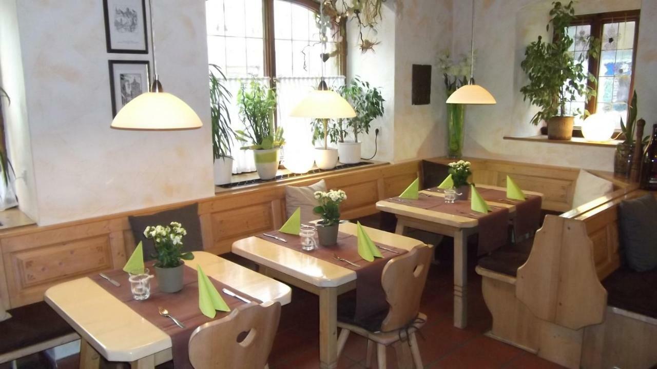 Hotel-Gasthof Krone-Lax Scheinfeld Екстериор снимка