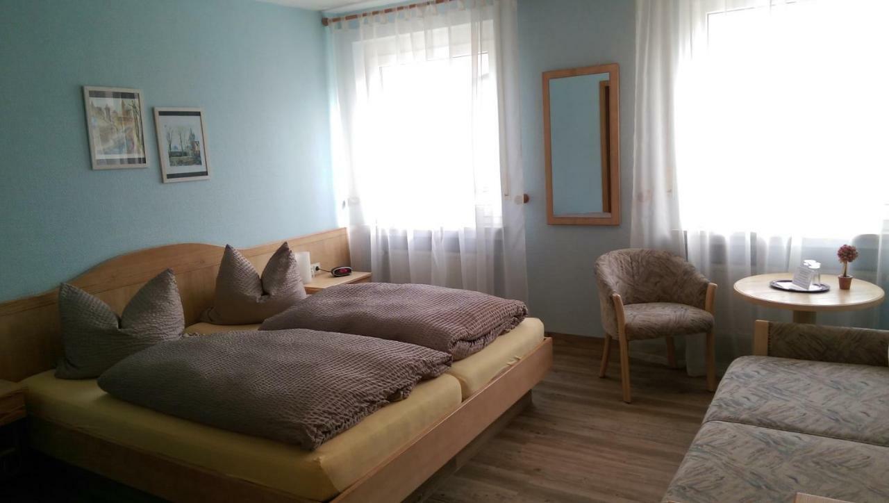 Hotel-Gasthof Krone-Lax Scheinfeld Екстериор снимка