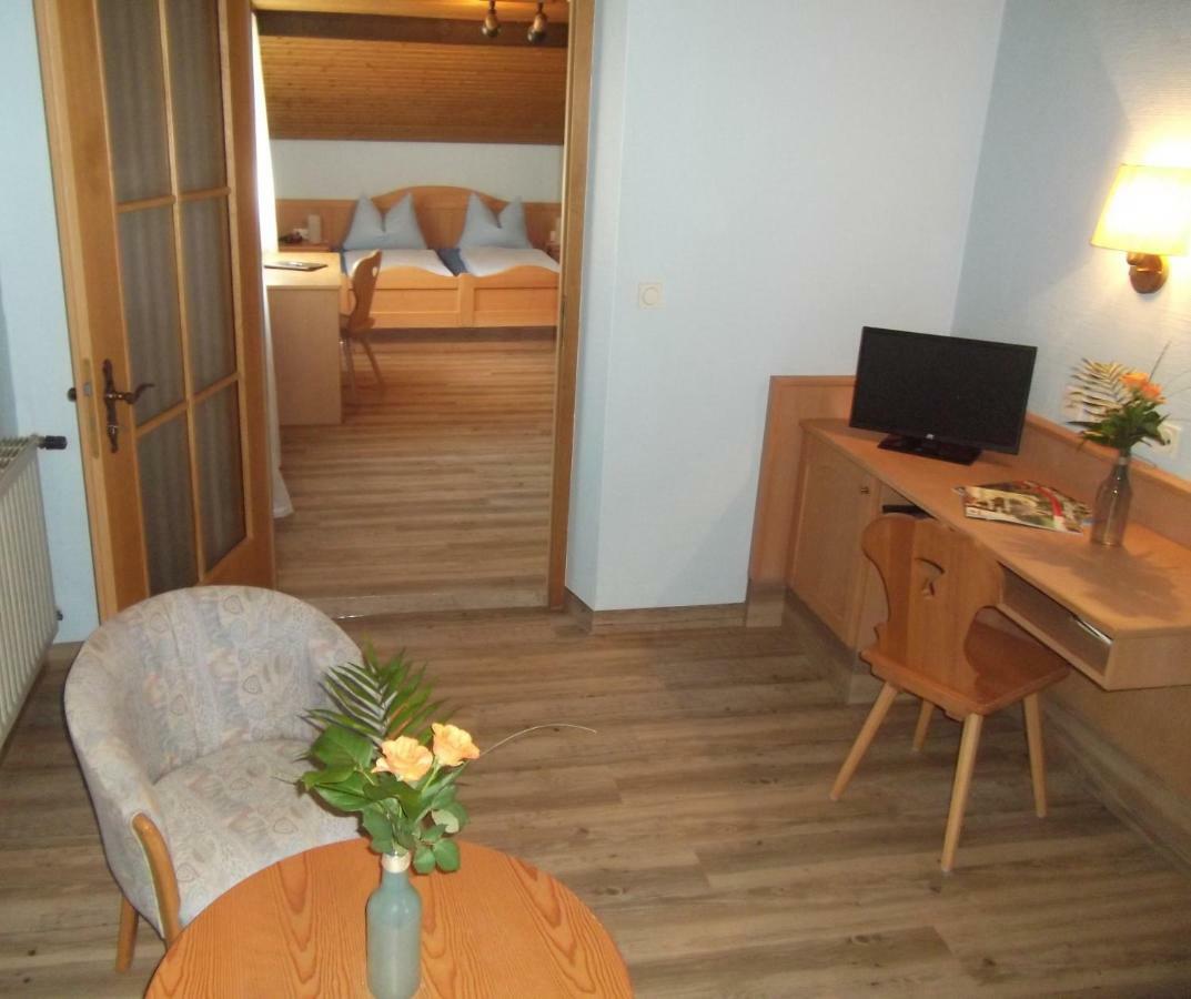 Hotel-Gasthof Krone-Lax Scheinfeld Екстериор снимка
