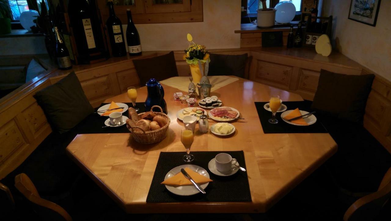 Hotel-Gasthof Krone-Lax Scheinfeld Екстериор снимка